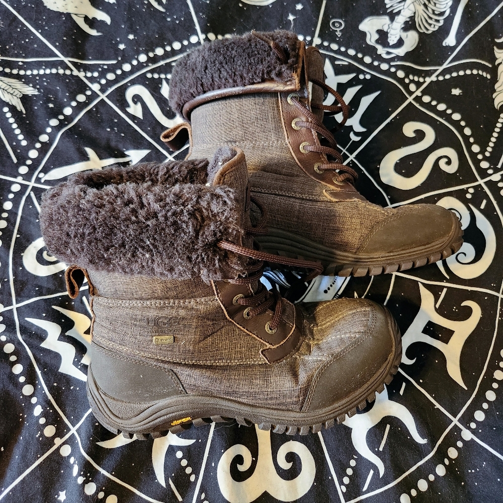 UGG Adirondack II Brown Shearling-lined Winter Boot - Size 9 Women's